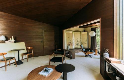 Hakone Villa | AKNOT hakone 大涌谷を望むモダニズム建築 東京から90分