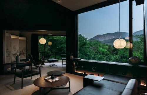 Hakone Villa | AKNOT hakone 大涌谷を望むモダニズム建築 東京から90分