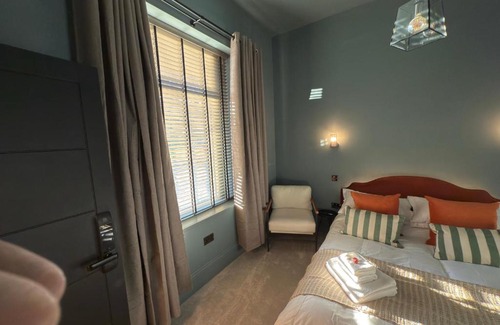 Halifax Haus | Akroyd House - The Mackintosh Room