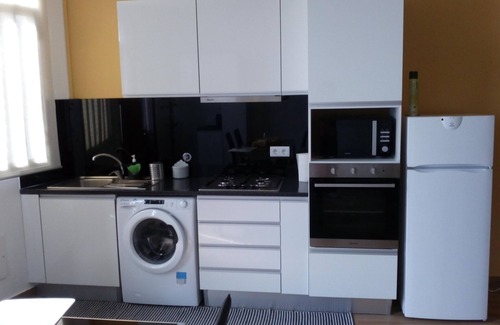 Ponta Delgada Wohnung | COSY STUDIO, ERSTAUNLICHE AUSSICHTEN FÜR EINEN KLEINEN PREIS!