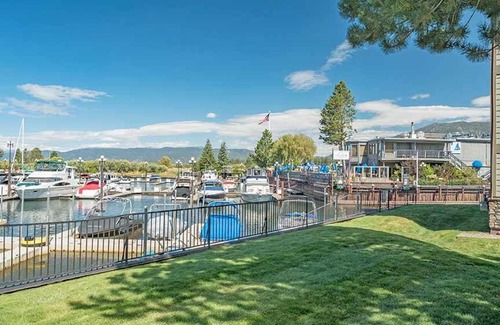 Tahoe Keys Wohnung | Ala Wai BoulevardApartment 12