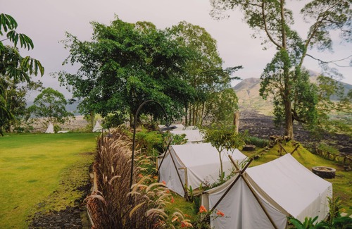 Kedisan Kabine | Alam Caldera Camp & Resto