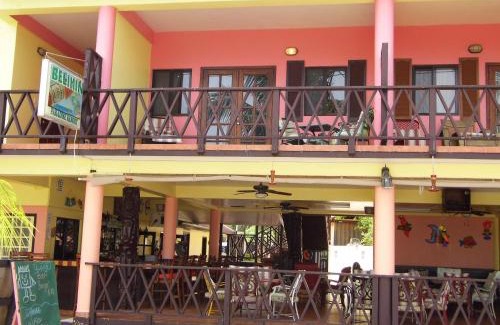 Placencia Hotel | Alan's Paradise Hotel