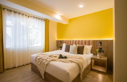 Bemloi Wohnung | Alaya Stays 1 BHK with Balcony & Breathtaking View - Baljees Melville Divine