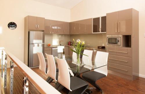 Middleton Beach Villa | Albany Waves