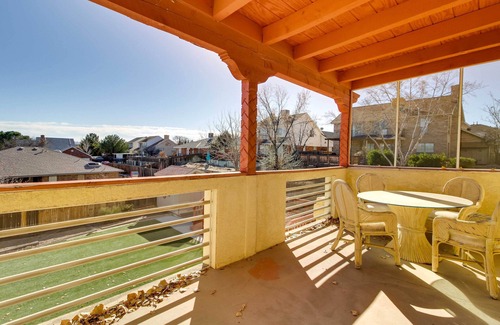 Paradise Hills Civic Hütte | Albuquerque Home w/ Spacious Yard & Fire Pit!
