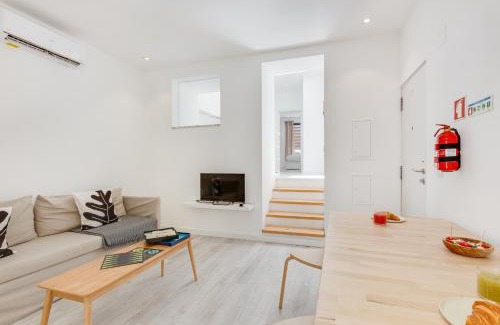 Alcantara Wohnung | Alcantara Charm 3BR Apartments
