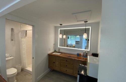 Old Town Haus | Alexander Palms Court - No Hidden Resort Fees!