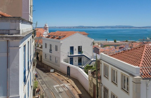 Santa Maria Maior Wohnung | Alfama Modern Flats | 3-A by LovelyStay