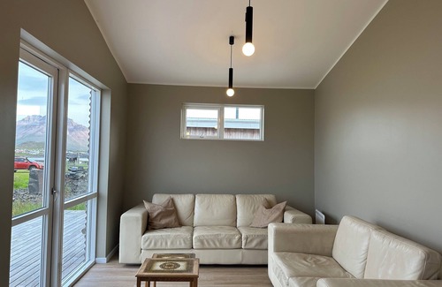 Borgarfjordur Eystri Haus | Alfheimar Hotel