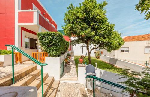 Alges Haus | Algés Village Casa 2 by Lisbon-Coast vacation
