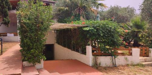 Alghero Wohnung | Alghero Guest House - Appartamenti in Seminterrato in Villetta di Campagna, Piscina fuori terra a 4 minuti di auto dalla città