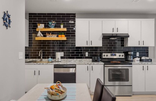 Pearl Beach Wohnung | Algonac 2BR on the North Channel with Boat Parking