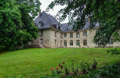 Mont-sous-Vaudrey Haus | Alice Wilson