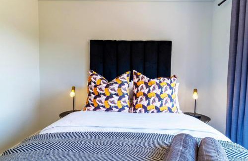 Greater Johannesburg Metropolitan Area Wohnung | AlimamaSpaces - Nomthi's Greenlee