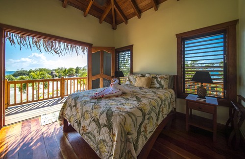 King's Park Haus | BELIZE PRIVATE ISLAND MIETE MIT ÜBER WASSERBUNGALOW