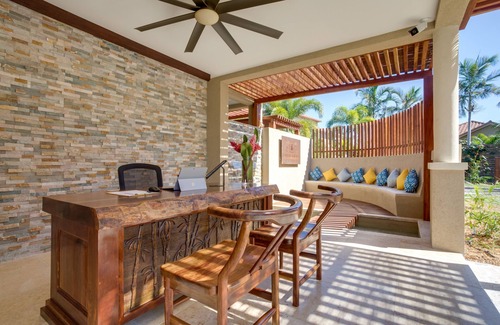 Cocoplum Villa | Seahorse Villa Renoviert 2018 | Pool mit Zugang zum Strand | Schlafmöglichkeiten für 10 | in der Nähe von Placencia