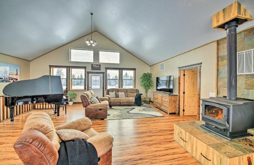 Bonners Ferry Haus | All-Season Bonners Ferry Home with Views