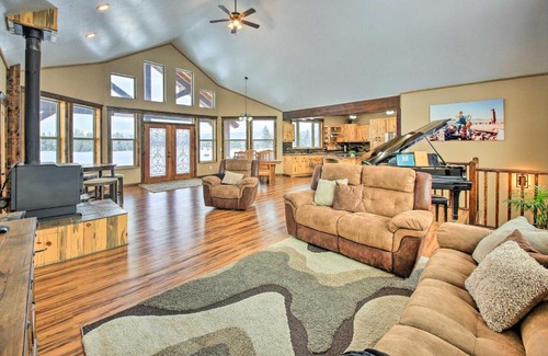 Bonners Ferry Haus | All-Season Bonners Ferry Home with Views