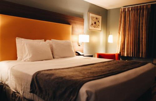 Ellendale Hotel | All Seasons Inn & Suites
