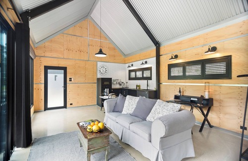 Whitfield Haus | ALL Sheds - Comfort & Style for Families or Groups up to 10 guests