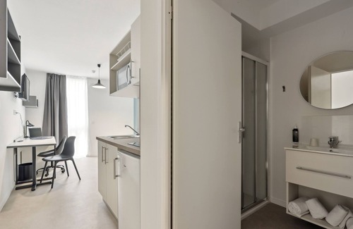Noisy-le-Grand Hotel | All Suites Appart Hotel Noisy Le Grand
