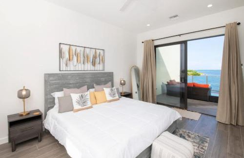 Grand Harbour Haus | Allure #22 3BR Waterfront