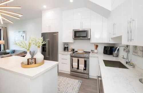 Grand Harbour Haus | Allure #22 3BR Waterfront