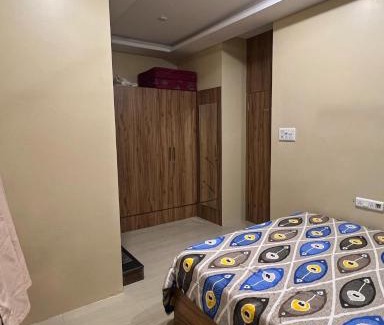 Alwarpet Wohnung | Alma by MyCasa Elegant 2BHK Stay in TTK Road