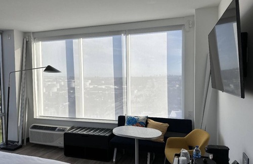 Poinciana Park Hotel | Aloft Fort Lauderdale Airport & Cruise Port