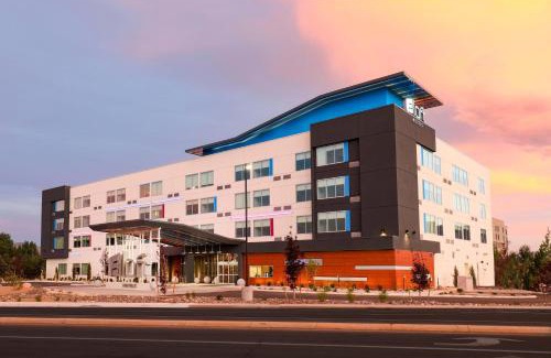 Reno Hotel | Aloft Reno Tahoe International Airport