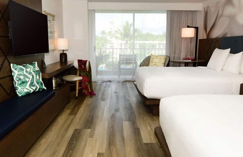 Lihue Hotel | Aloha-Infused Luxury Hideaway! 3 Family-friendly Accommodations! Outdoor Pool!