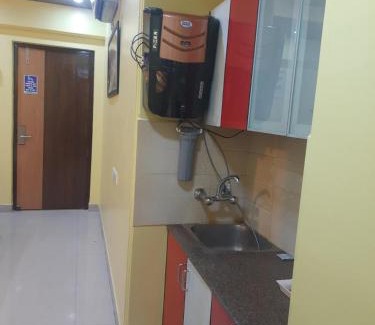 Tapovan Wohnung | Aloha Rishikesh India Apartment by Nibhachi