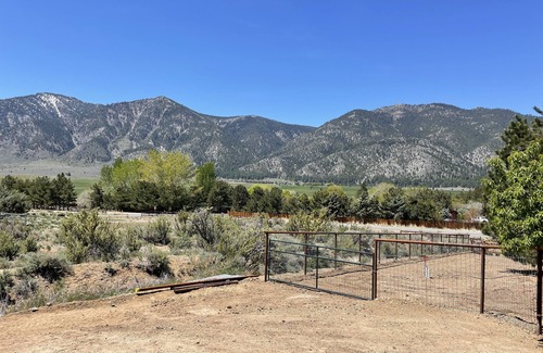 Douglas County Haus | Alpine View - Beautiful Sierra Mountains, close to Lake Tahoe and Genoa