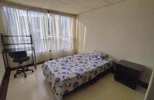 La Enea Haus | Alquila una habitación amoblada en un piso compartido en La Enea, Manizales