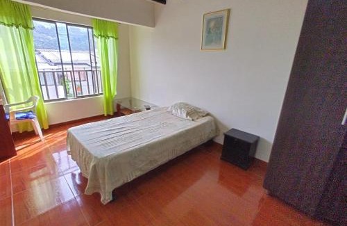 La Enea Haus | Alquila una habitación amoblada en un piso compartido en La Enea, Manizales