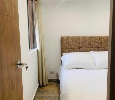 Fontibon Wohnung | Alquiler Apartamento en Bogotá cerca al aeropuerto-Colibri Dorado-by-wonderlust