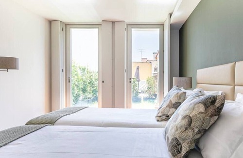 Merces Wohnung | ALTIDO Stylish 5BR Apt w/big terrace in Principe Real