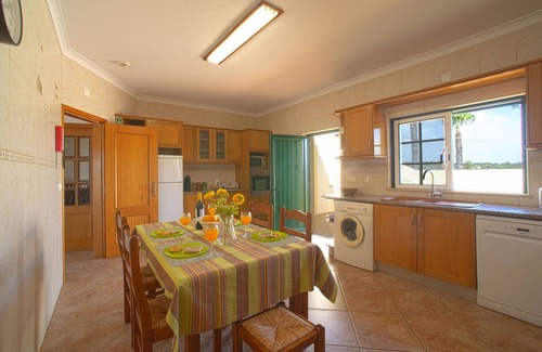 Lagoa e Carvoeiro Haus | Alto da Rafoia by Interhome