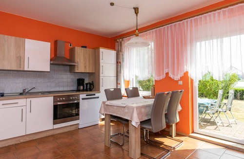 Waase Wohnung | Am Strom by Interhome