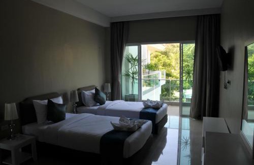 Cherngtalay Hotel | AM Surin Place - SHA Extra Plus