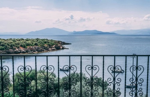 Volos Haus | AMA 00000007016