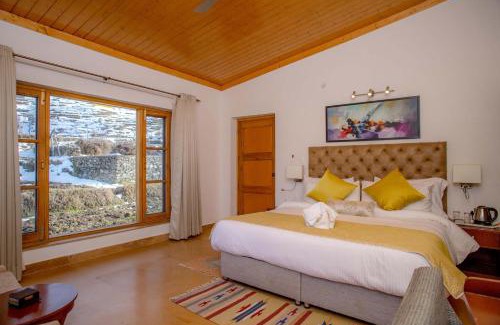 Tehri Range Haus | Amala by VEO - Part of StayVista