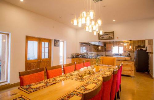 Tehri Range Haus | Amala by VEO - Part of StayVista