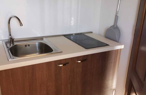 Costano Haus | Amaranth House Rooms and Apartments