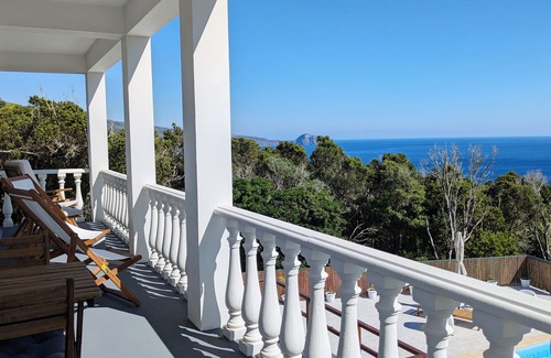 Capelo Villa | Amazing 180° Ocean View 3 Bedroom Villa w/ Swimming Pool