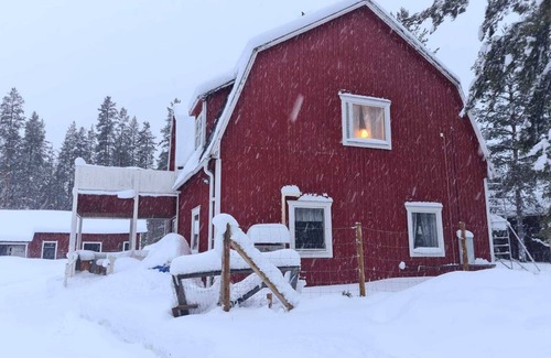 Kage Haus | Amazing 4-bedroom house with WiFi in charming Stavaträsk