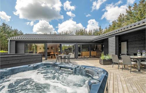 Aalbaek Haus | Amazing Home In Ålbæk With Sauna