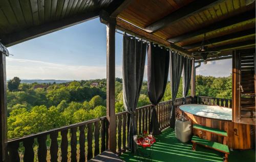 Donja Stubica Haus | Amazing Home In Donja Stubica