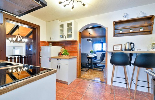 Cestica Haus | Schönes Haus in Falinic Breg mit.